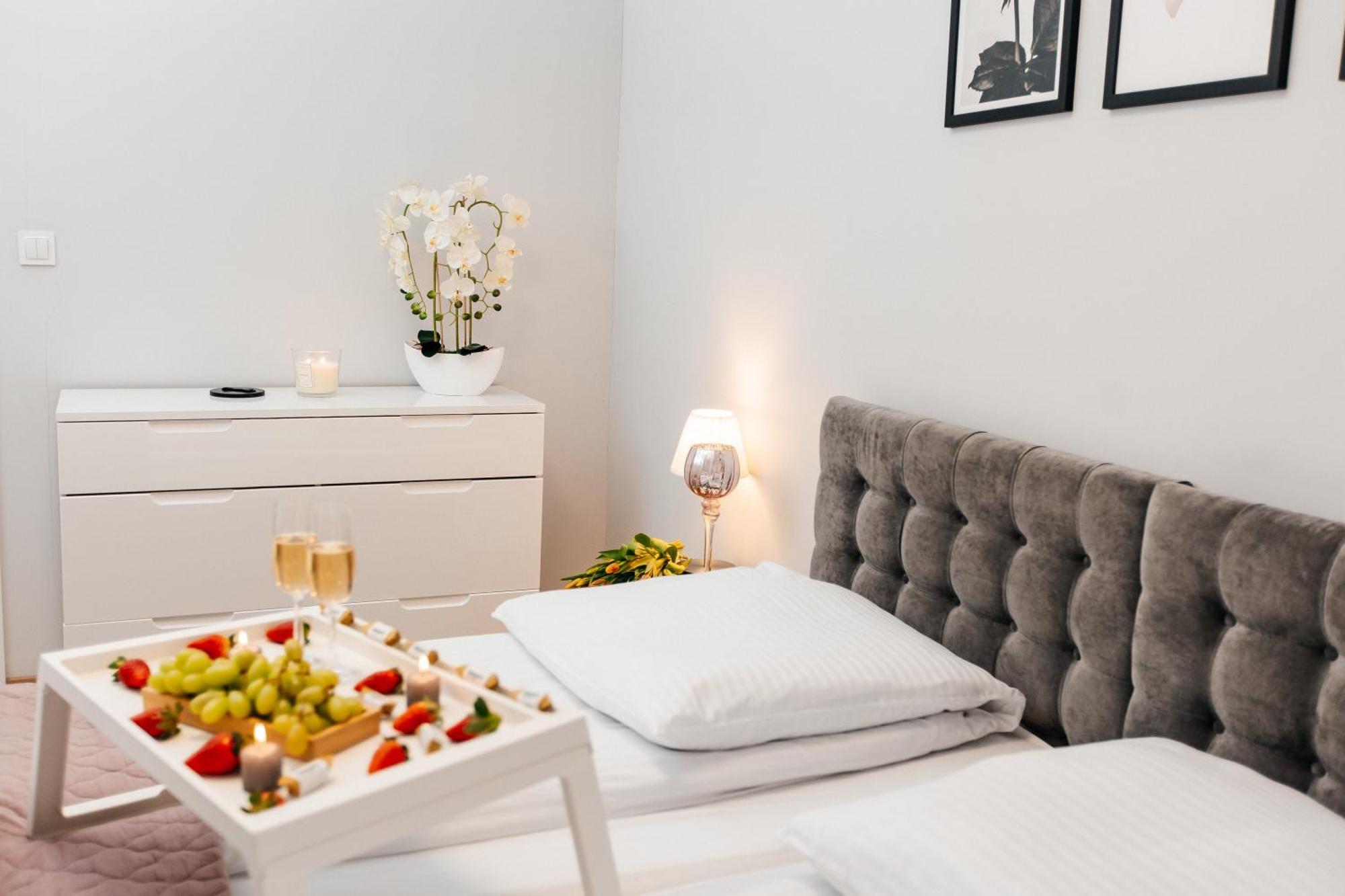 Maya'S Flats & Resorts 42 - Swietej Barbary Gdansk Ngoại thất bức ảnh