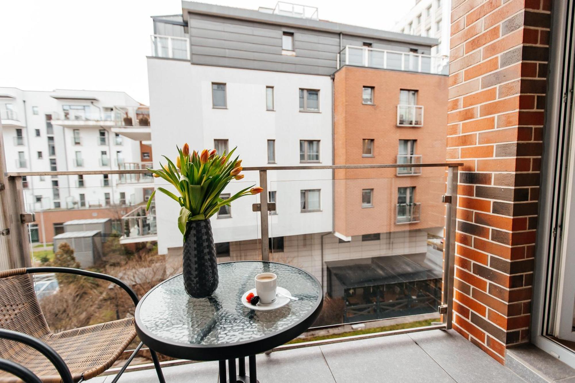Maya'S Flats & Resorts 42 - Swietej Barbary Gdansk Ngoại thất bức ảnh