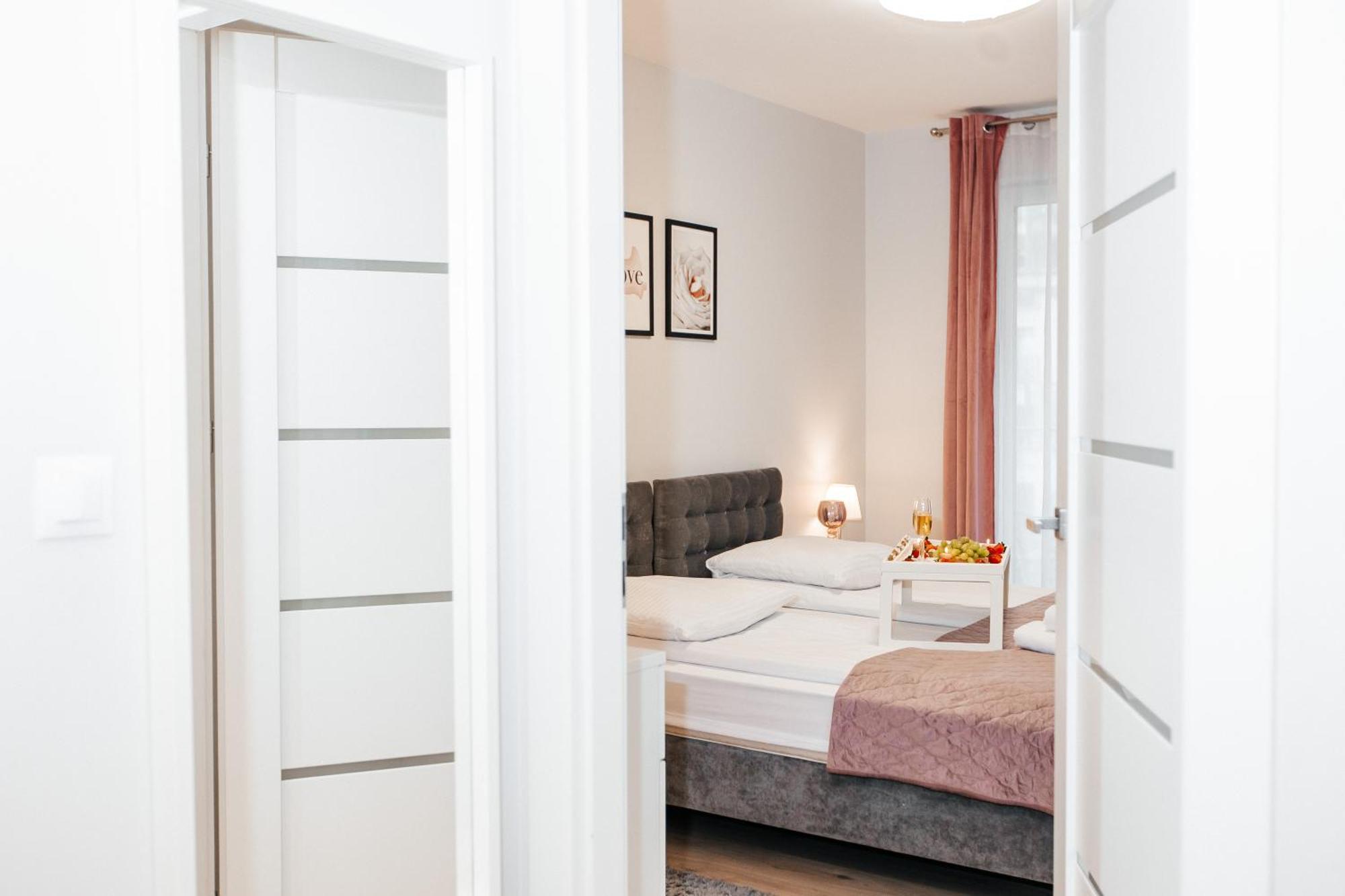 Maya'S Flats & Resorts 42 - Swietej Barbary Gdansk Ngoại thất bức ảnh